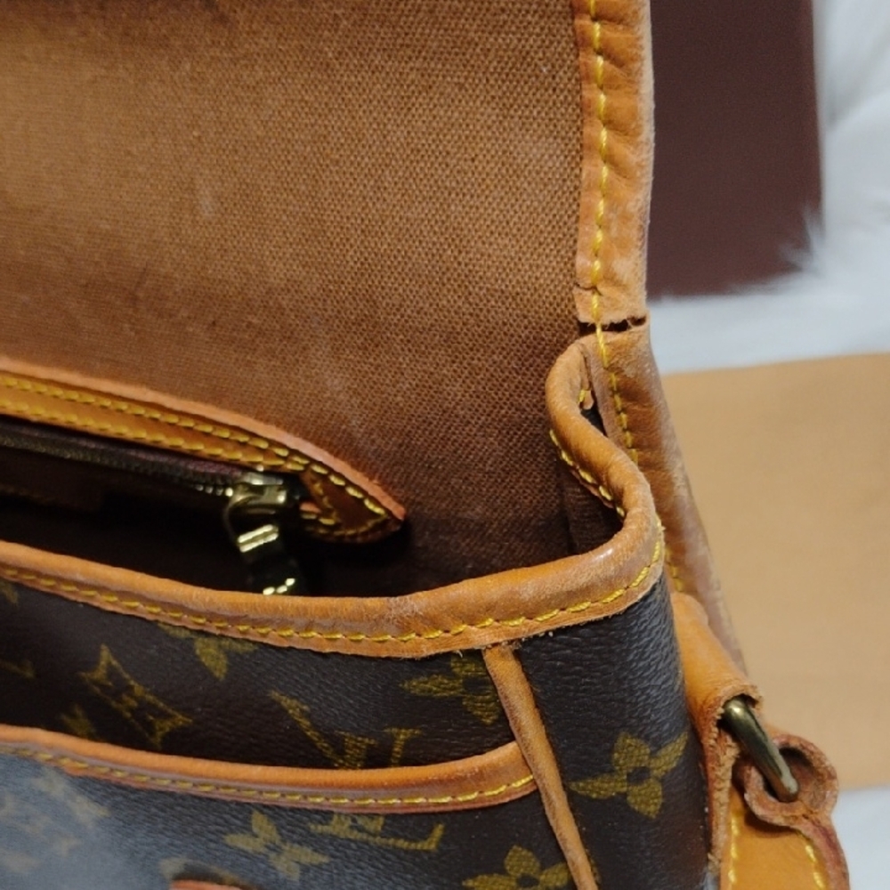 SALE! Louis Vuitton Monogram Gibessier MM M42247 Shoulder Bag W Dust Bag & Box - Picture 14 of 16
